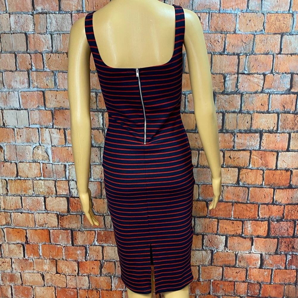 Popular Basics Striped Bodycon Dress - Picture 4 of 9